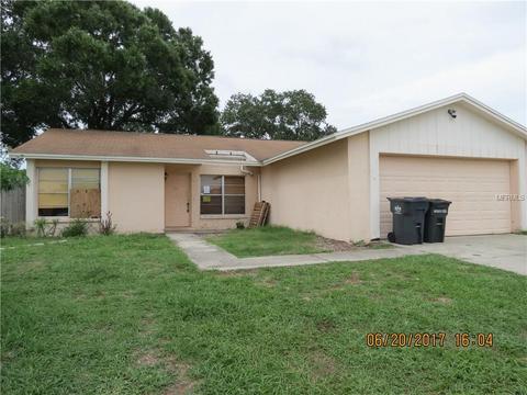 724 Climate Dr, Brandon, FL 33511 photo 1