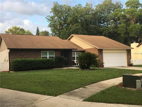874 Timber Pond Dr, Brandon, FL 33510 photo 1