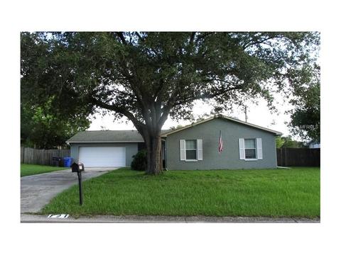 121 Mitchell Dr, Brandon, FL 33511 photo 1