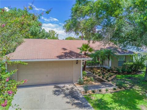 17517 Willow Pond Dr, Lutz, FL 33549 photo 1