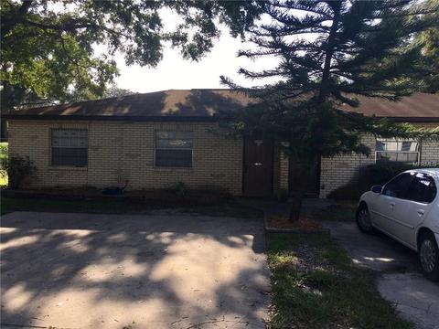 5206 Bogdonoff Dr, Seffner, FL 33584 photo 1