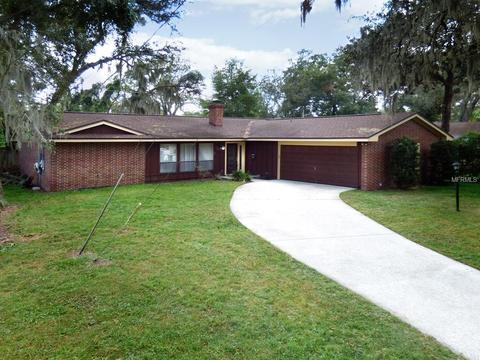 501 E Hilda Dr, Brandon, FL 33510 photo 1