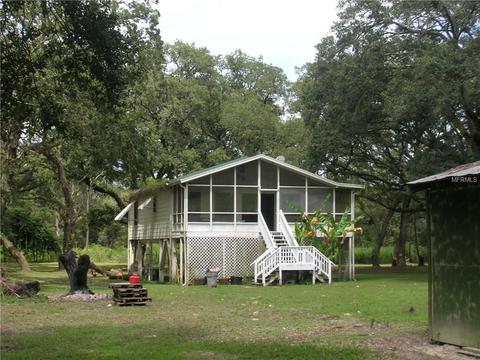 18111 Laporte Ln, Spring Hill, FL 34610 photo 1