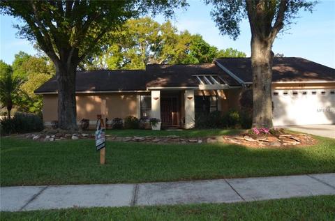 307 Halton Cir, Seffner, FL 33584 photo 1