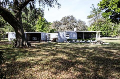 207 S Taylor Rd, Seffner, FL 33584 photo 1
