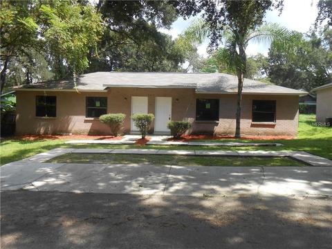 5215 Bogdonoff Dr, Seffner, FL 33584 photo 1