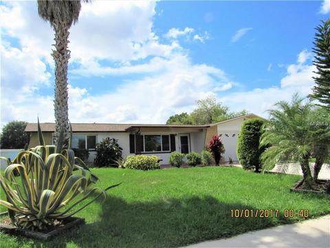 5232 Eagle Dr, Holiday, FL 34690 photo 1