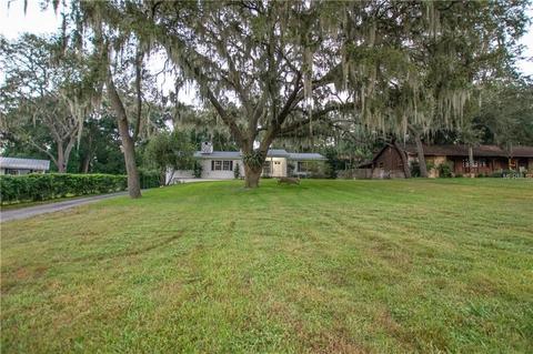 2869 E Crooked Lake Dr, Eustis, FL 32726 photo 1