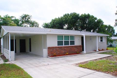 9630 Bayside Ct, Spring Hill, FL 34608 photo 1