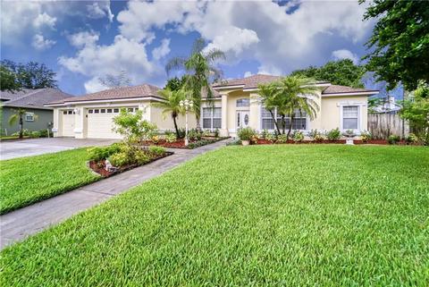 4019 Eagles Nest Dr, Valrico, FL 33596 photo 1