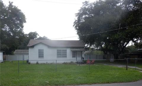 11207 Thomas St, Seffner, FL 33584 photo 1