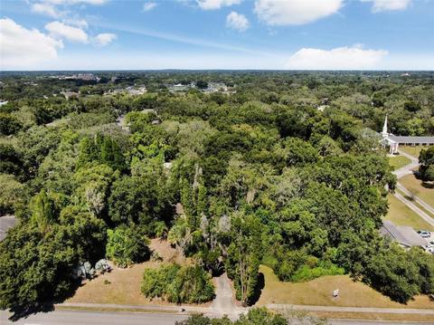 304 E Lumsden Rd, Brandon, FL 33511 photo 1