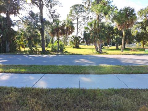 1142 W Shellpoint Rd, Ruskin, FL 33570 photo 1