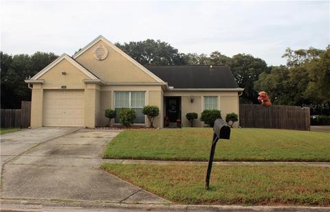 2142 Redleaf Dr, Brandon, FL 33510 photo 1