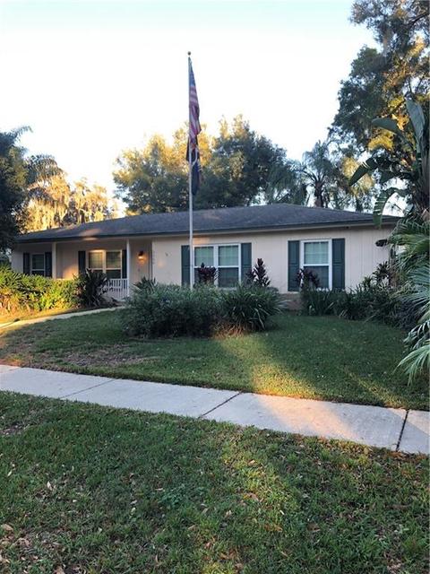 2909 Forest Cir, Seffner, FL 33584 photo 1