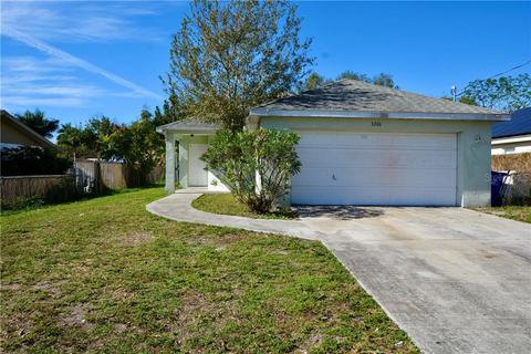 3206 5th St E, Bradenton, FL 34208 photo 1