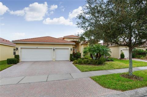 5010 Ruby Flats Dr, Wimauma, FL 33598 photo 1