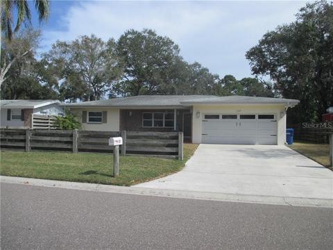 137 Overbrook St E, Largo, FL 33770 photo 1