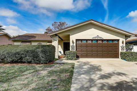 1300 Amberlea Dr E, Dunedin, FL 34698 photo 1