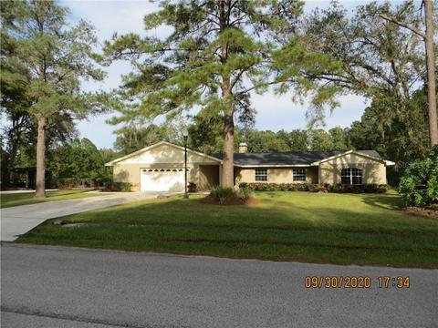 2012 Meadowbrook Dr, Lutz, FL 33558 photo 1