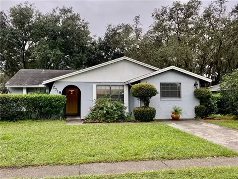 2718 Midtimes Dr, Tampa, FL 33618