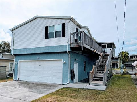 7289 Arbordale Dr, Weeki Wachee, FL 34607 photo 1