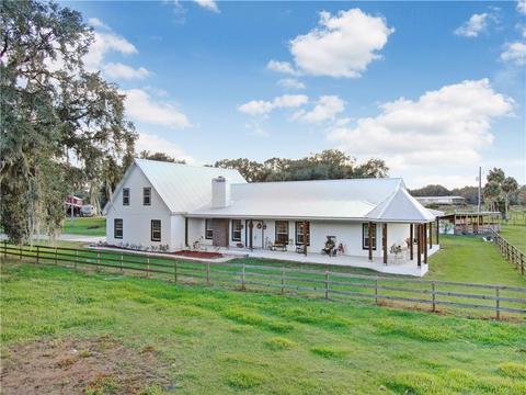 1019 Jameson Rd, Lithia, FL 33547 photo 1