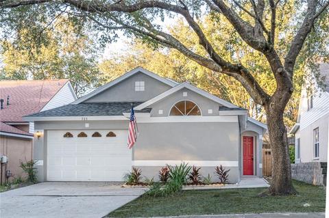 723 Cape Cod Cir, Valrico, FL 33594 photo 1