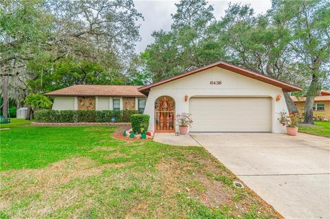 6438 Pinehurst Dr, Spring Hill, FL 34606 photo 1