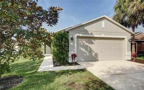 8220 Midnight Sun Ct, Riverview, FL 33578 photo 1