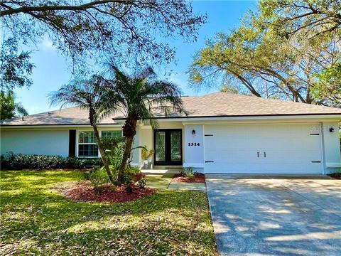 1314 E Dinnerbell Ln E, Dunedin, FL 34698 photo 1