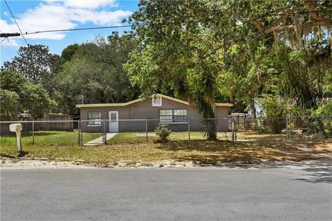 5502 Pine St, Seffner, FL 33584 photo 1