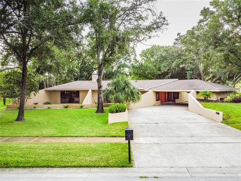 18407 Timberlan Dr, Lutz, FL 33549 photo 1