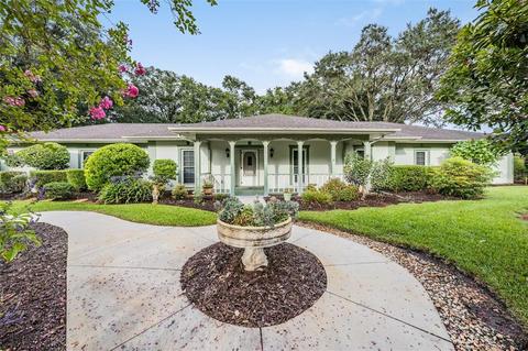18417 Timberlan Dr, Lutz, FL 33549 photo 1