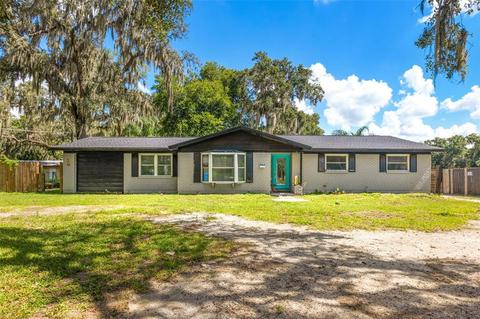 204 Larson Ave, Brandon, FL 33510 photo 1