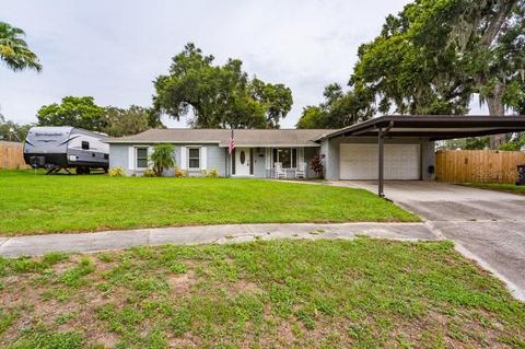 302 Castle Cir, Seffner, FL 33584 photo 1