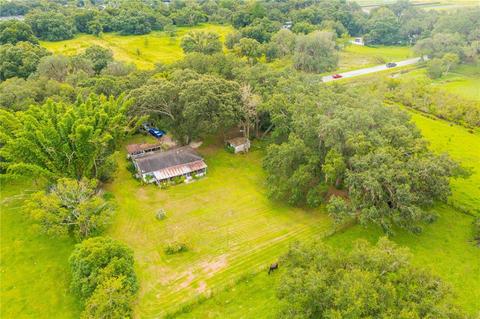 2330 N Valrico Rd, Seffner, FL 33584 photo 1