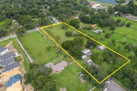 5569 Pine St, Seffner, FL 33584 photo 1