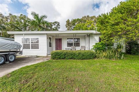 206 Emerald Ln, Largo, FL 33771 photo 1