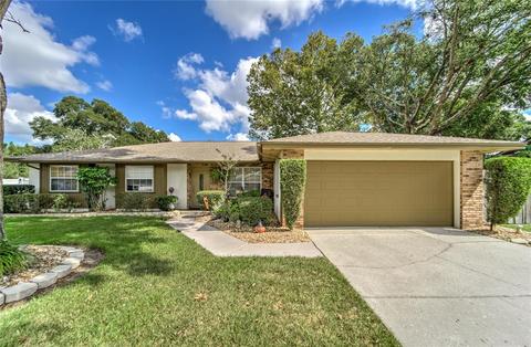 2504 Astro Pl, Seffner, FL 33584 photo 1