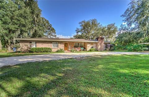 704 S Taylor Rd, Seffner, FL 33584 photo 1