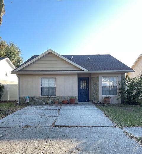 13320 Laraway Dr, Riverview, FL 33579 photo 1