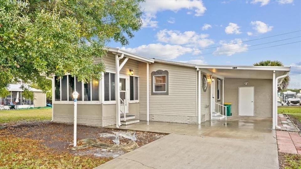 1215 Chipewa Dr, Barefoot Bay, FL 32976 27 Photos MLS T3346151