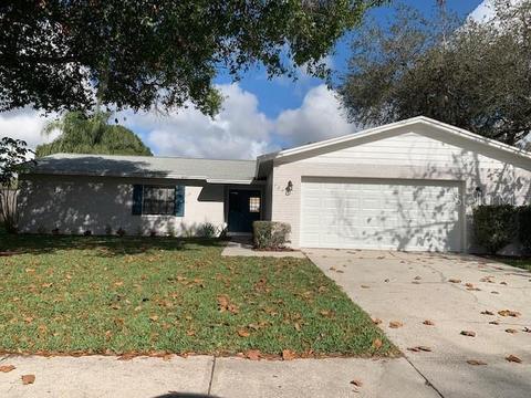 720 Caliente Dr, Brandon, FL 33511 photo 1