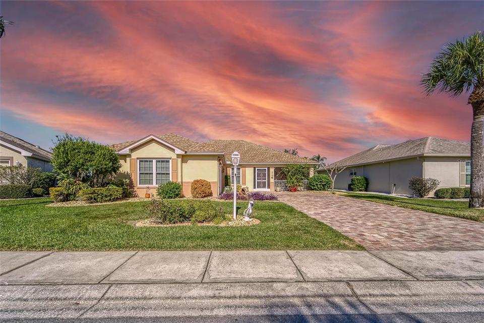 1306 Caloosa Lake Ct, Sun City Center, FL 33573 88 Photos MLS 