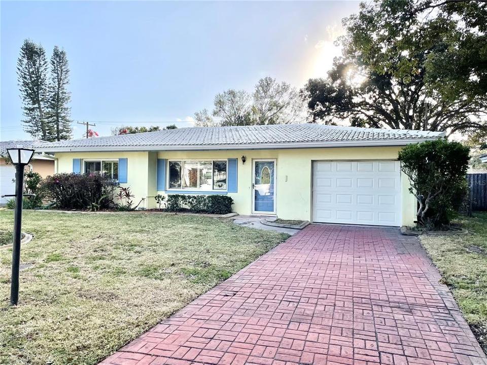 2321 Sutton Pl, Clearwater, FL 33763 14 Photos MLS 