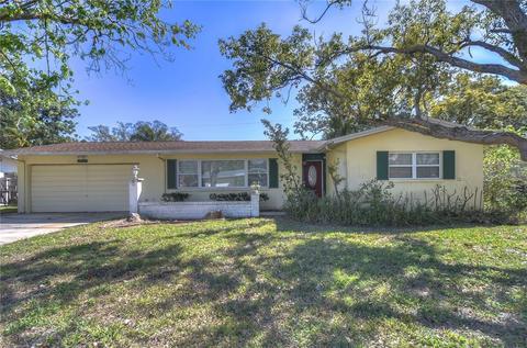 1017 Gershwin Dr, Largo, FL 33771 photo 1
