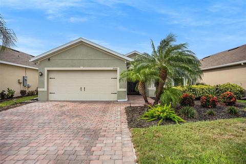 8948 Mondial Ct, Venice, FL 34293