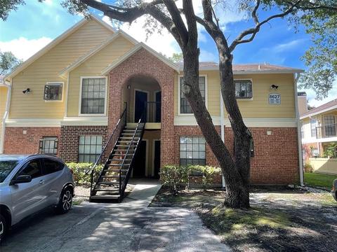 8627 Fancy Finch Dr #101, Tampa, FL 33614
