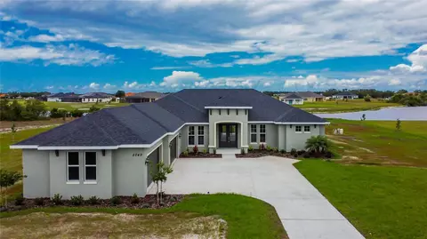 5049 Lake Toscana Dr, Wimauma, FL 33598